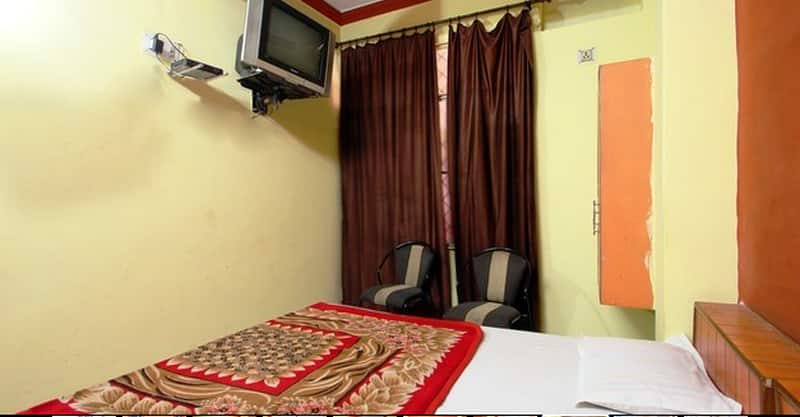 Hotel Santosh Raj, Kanpur 3